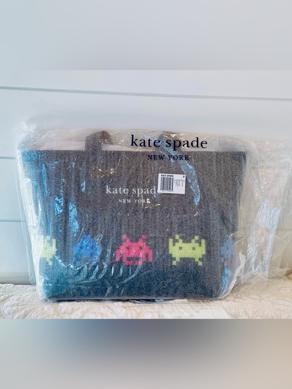 Kate Spade x Space Invaders tote playful retro archade nostalgia collectible NWT - Picture 4 of 10